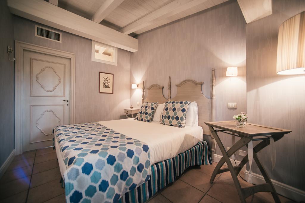 Residenza Le Batesine Βερόνα Δωμάτιο φωτογραφία